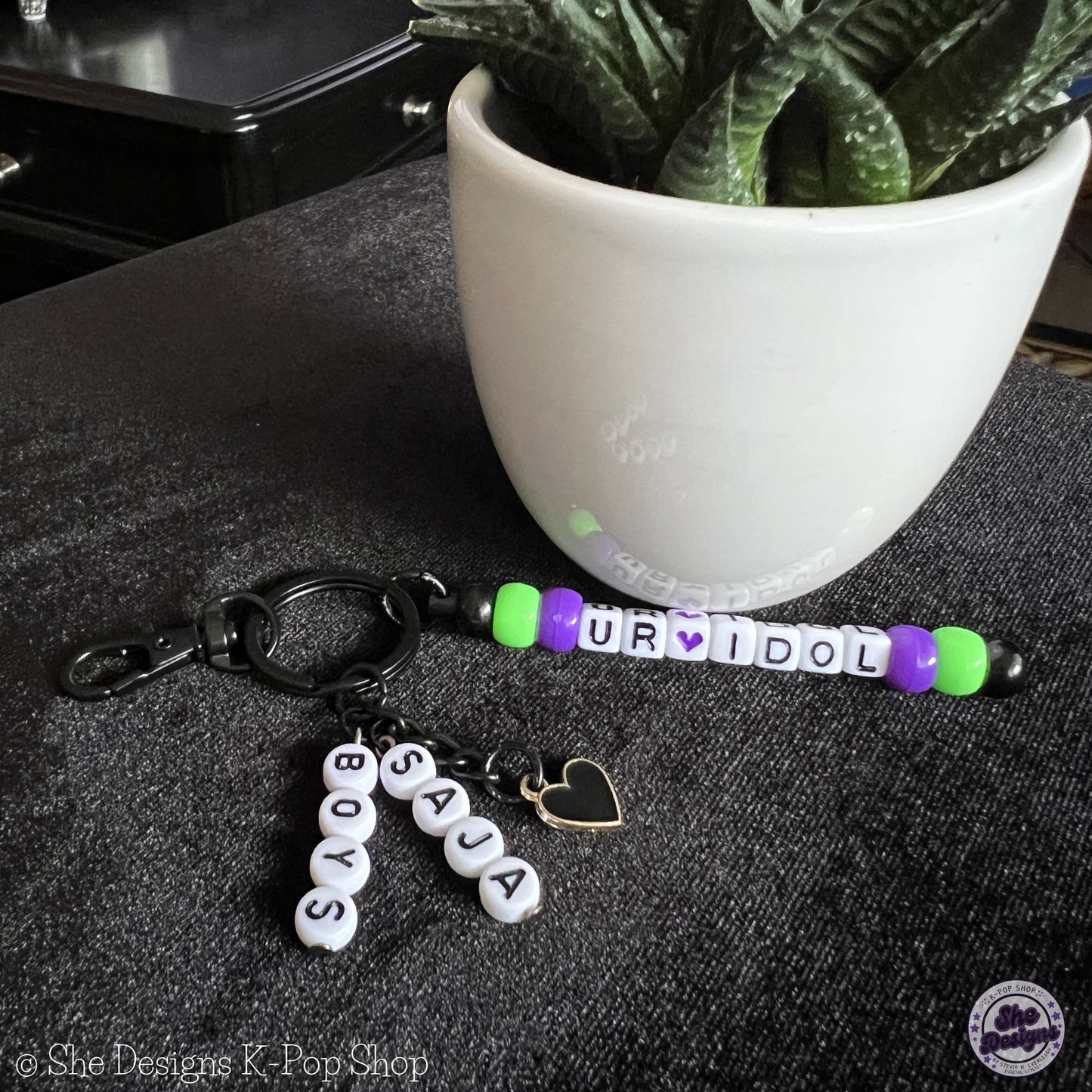 K-POP DEMON HUNTERS: SAJA BOYS I'LL BE YOUR IDOL KEYCHAIN