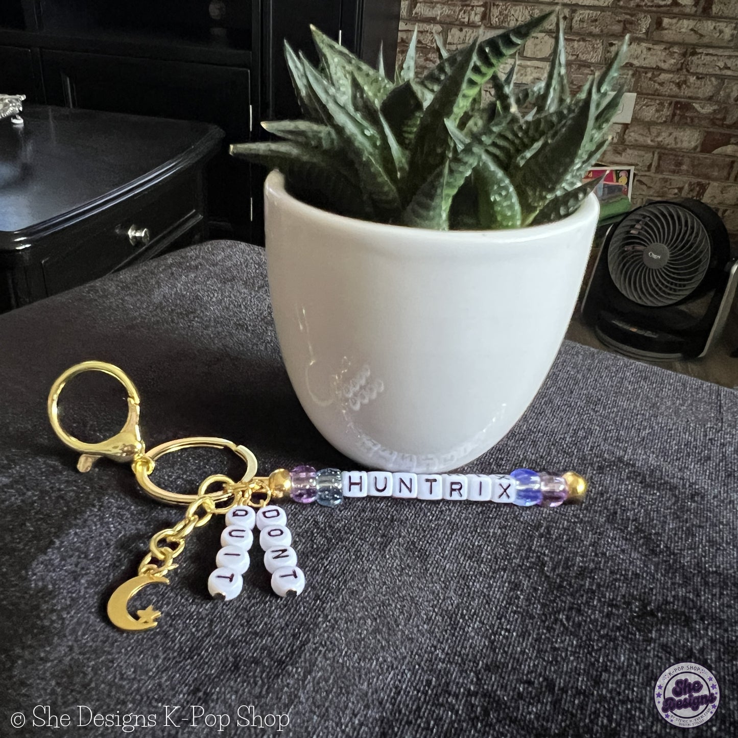 K-POP DEMON HUNTERS: HUNTRIX DON'T QUIT KEYCHAIN