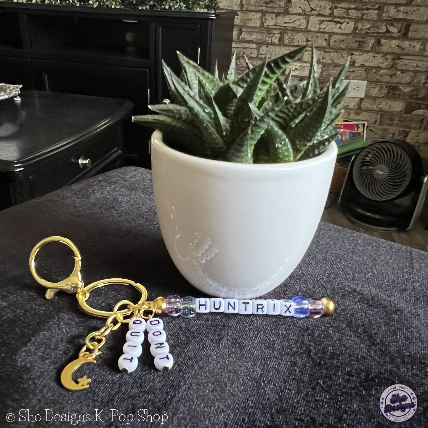 K-POP DEMON HUNTERS: HUNTRIX DON'T QUIT KEYCHAIN