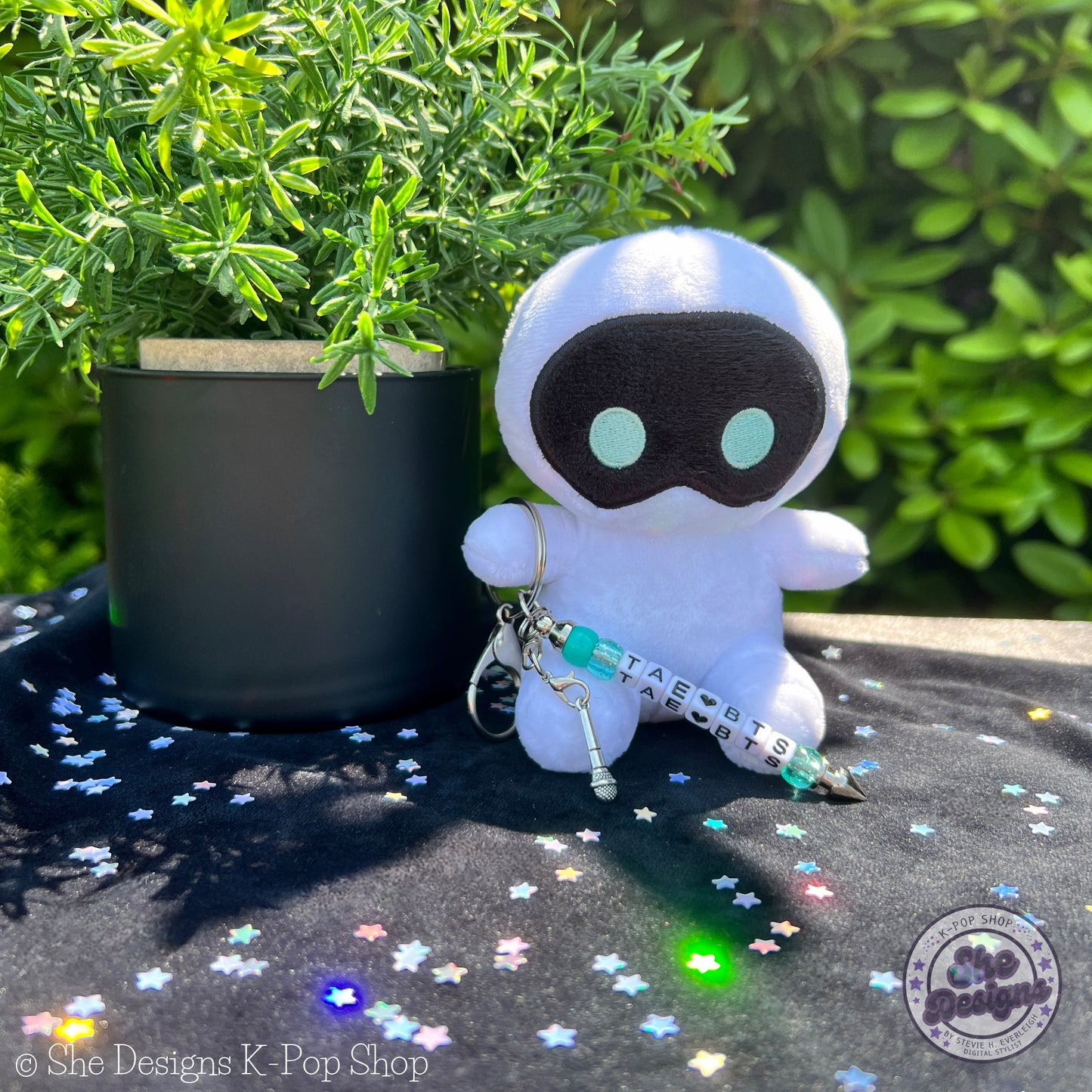 Mic Drop Keychain Collection: V