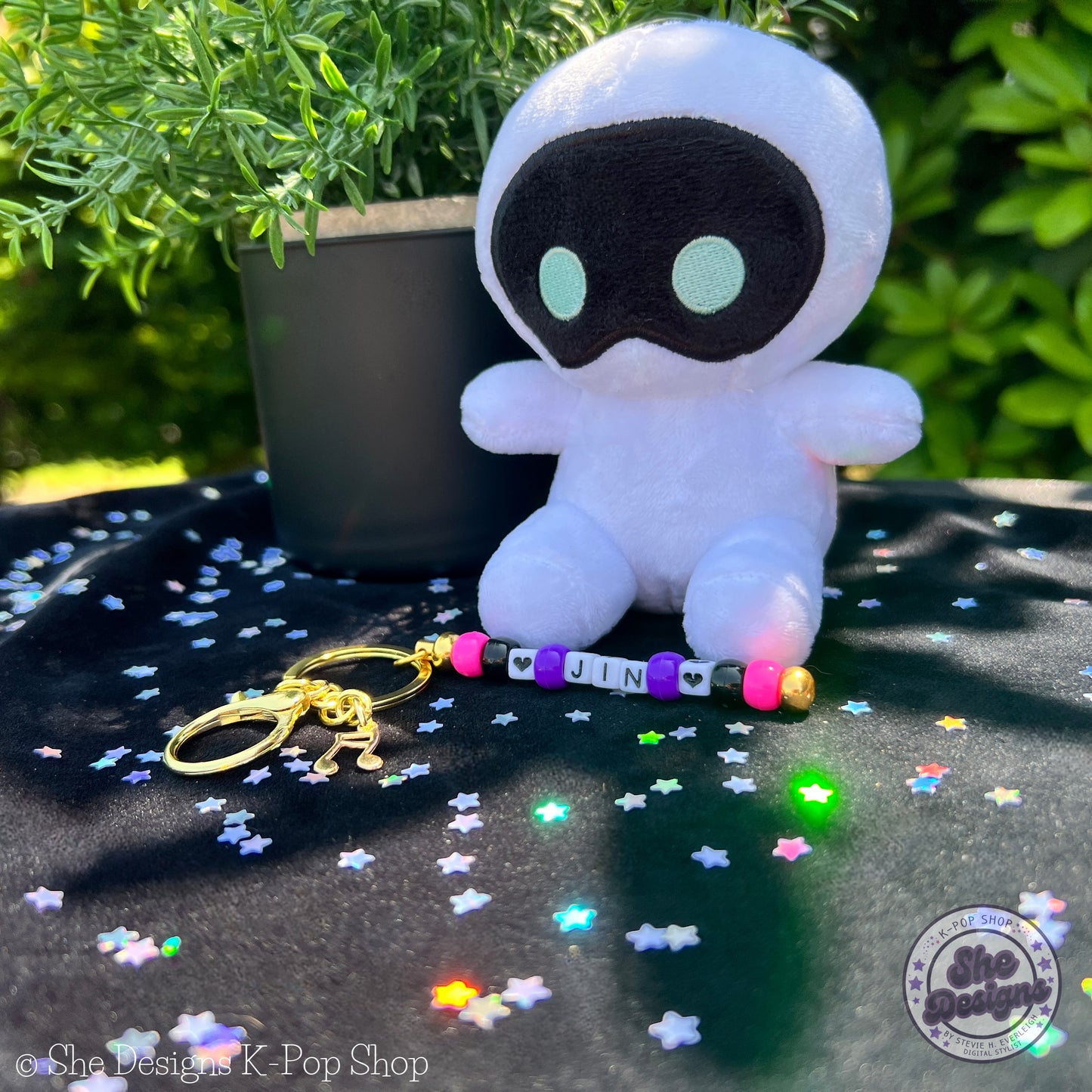 BTS JIN KEYCHAIN: JIN GLAMMIN' IT!