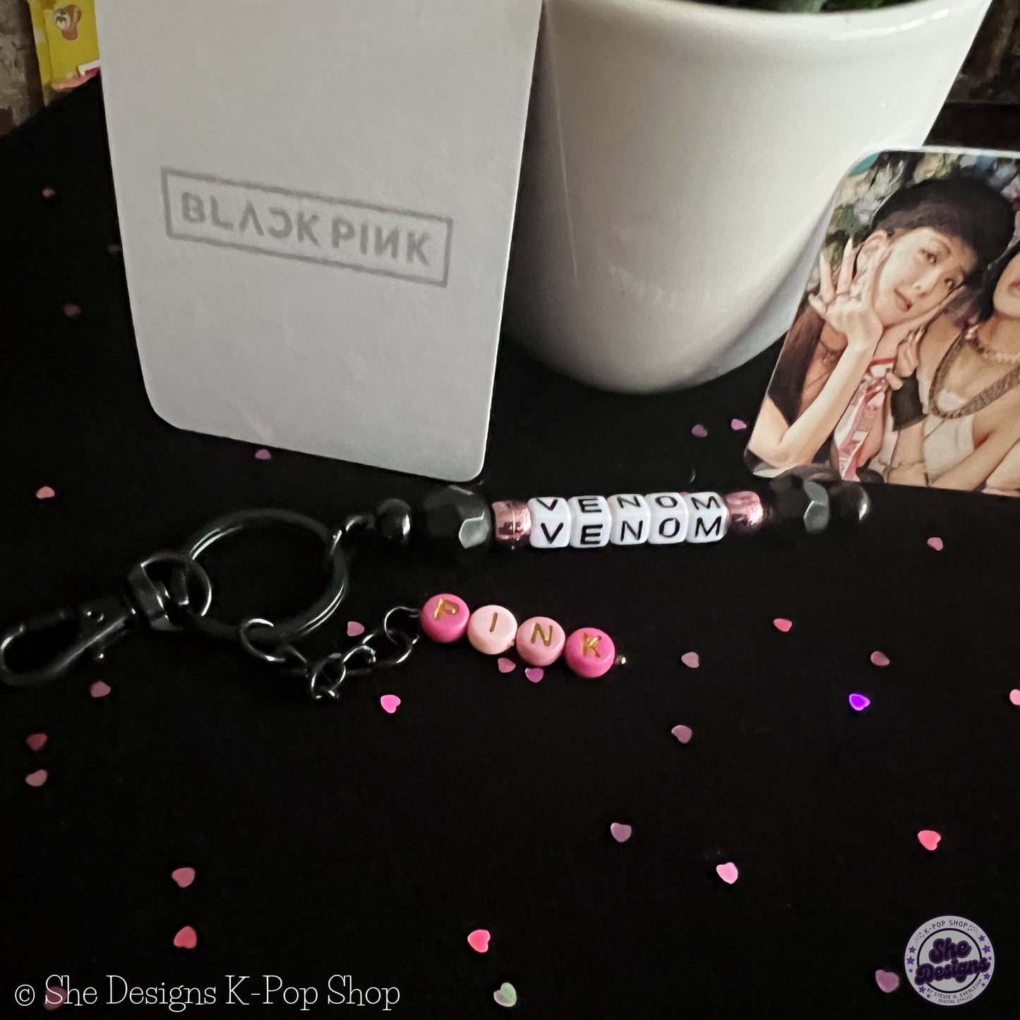 BLACKPINK KEYCHAIN: PINK VENOM!