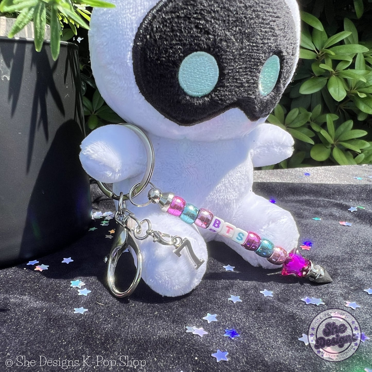 BTS KEYCHAIN: 7 SPARKLING STARS