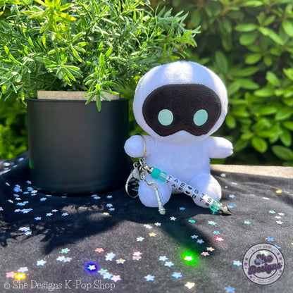 Mic Drop Keychain Collection: V