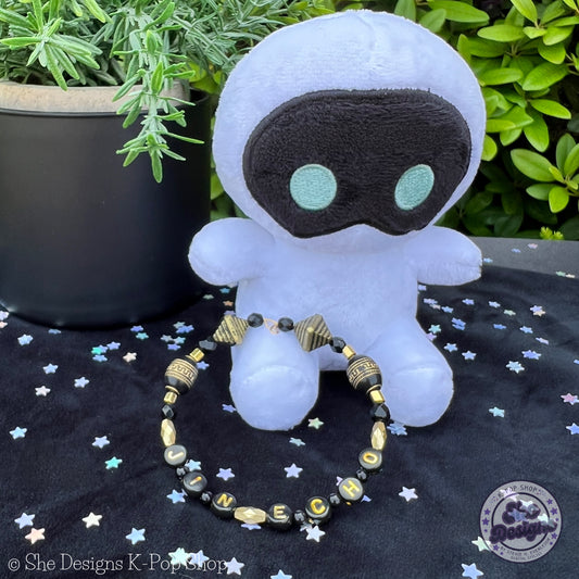 BTS Jin Echo Memory Wire Bracelet: Golden Echo